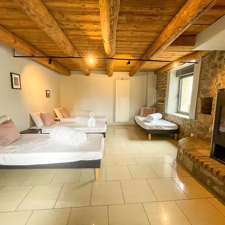 Des Ollieres Casa vacanze *
