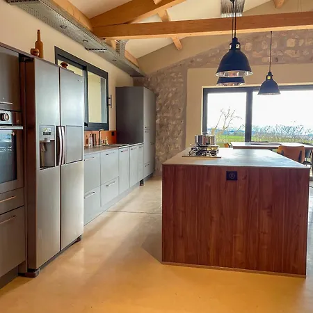 Des Ollieres Casa vacanze
